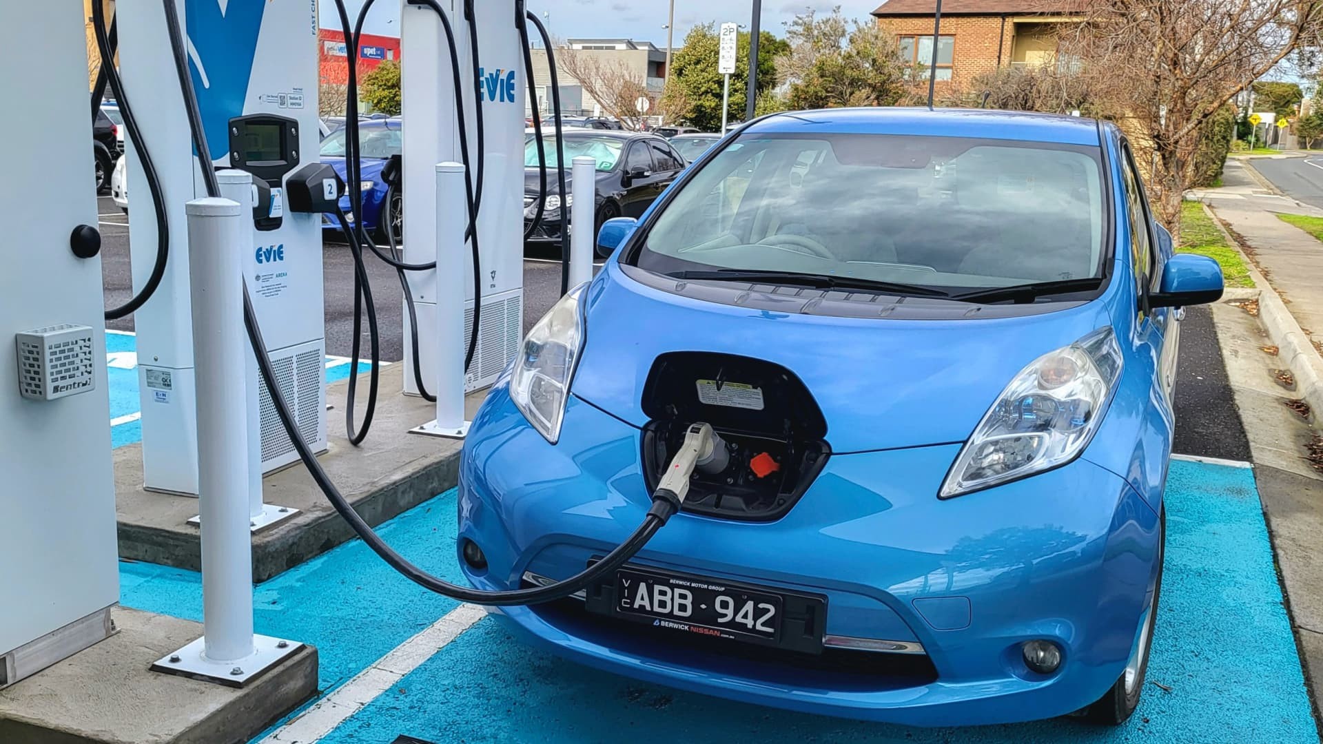 電動(dòng)汽車充電站加盟前需要做那些流程！