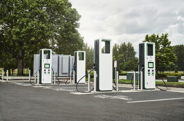 汽車(chē)充電樁要多少錢(qián)？全面成本分析揭秘