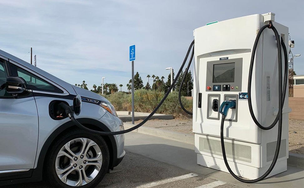 電動(dòng)汽車充電樁安全性評估用戶教育：為綠色出行保駕護(hù)航